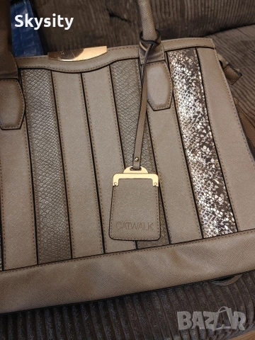 Дамски чанти големи, снимка 5 - Чанти - 53971533