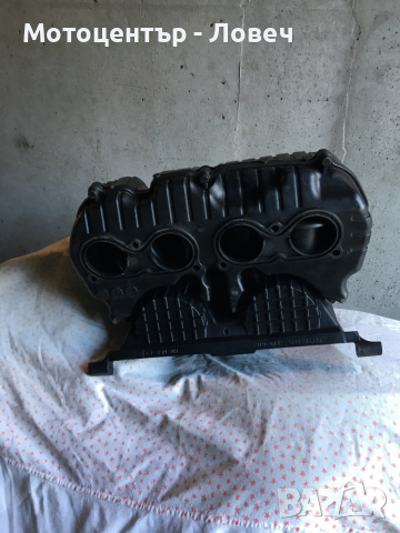 Филтърна кутия за Honda CBR1000RR 2004-2005г., снимка 2 - Мотоциклети и мототехника - 36546084