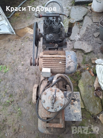 Компресор , снимка 2 - Компресори - 52892569