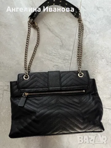 Дамска чанта Guess, снимка 4 - Чанти - 50355689