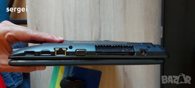 Лаптоп с зарядно, снимка 7 - Лаптоп аксесоари - 51094453
