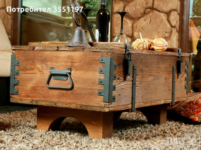 Холна маса от сандък с място за багаж