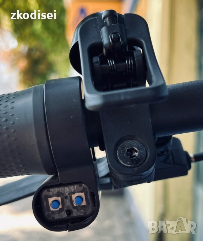 Електрическа тротинетка NINEBOT KICKSCOOTER F2, снимка 3 - Друга електроника - 51715949