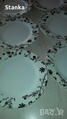 Порцеланови чинии, снимка 7 - Прибори за хранене, готвене и сервиране - 31231363