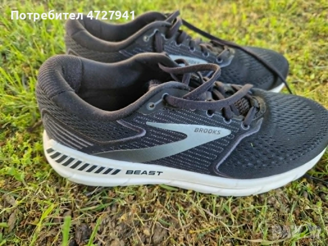 Маратонки Brooks, снимка 7 - Маратонки - 54363780