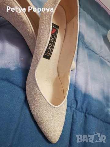 Бели обувки на среден ток, снимка 2 - Дамски обувки на ток - 39435684