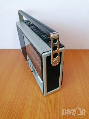 Grundig music boy 1100, снимка 5 - Радиокасетофони, транзистори - 54234693