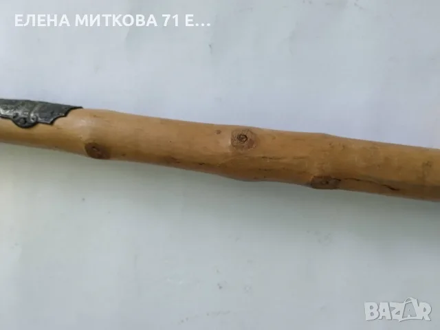Винтидж алпийски туристически бастун ,изработен от дърво ,с метален накрайник и с метални значки, снимка 8 - Други ценни предмети - 56121729