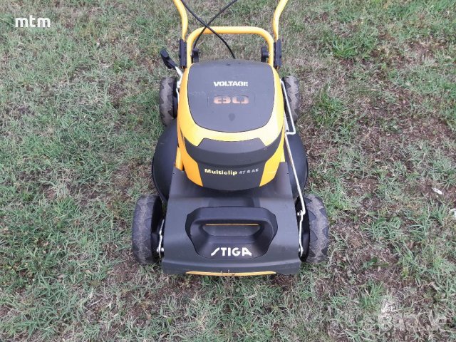 Косачка на батерии , снимка 3 - Градинска техника - 37220302