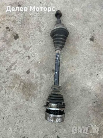 Предна лява полуоска от Шкода Октавия хечбек 1.9 ТДИ, 105 кс., 5 ск., код двигател BJB, 2007 г.