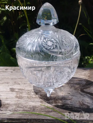 Кристална захарница или бонбониера Диаметър 11,5 см Височина 16 см 