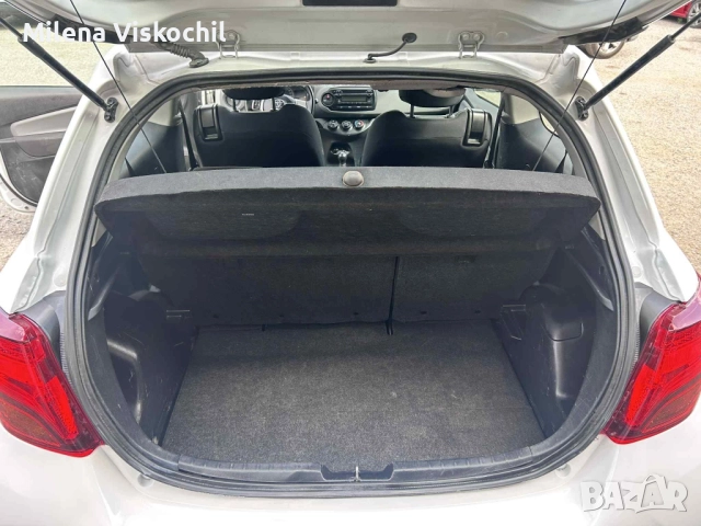 Toyota Yaris 1.0  ( газова уредба), снимка 8 - Автомобили и джипове - 51874467