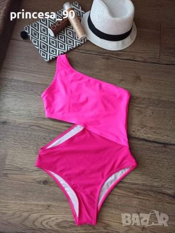 Нов цял бански 