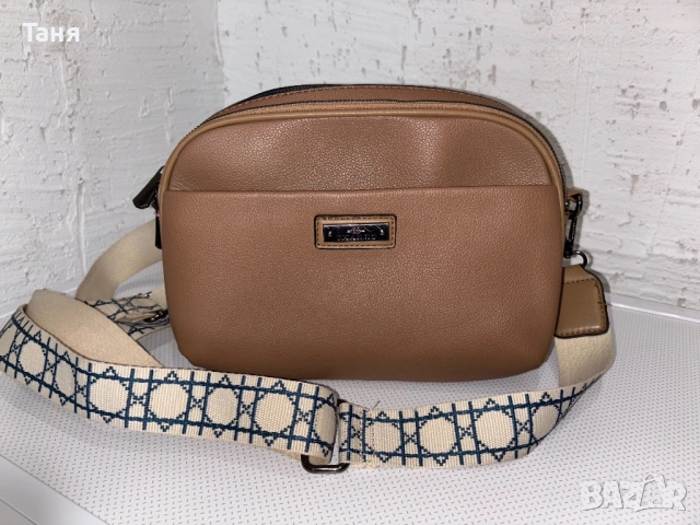 Дамска чанта CHARRO