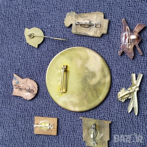 Осем германски бронзови соц значки, снимка 4 - Колекции - 50997398