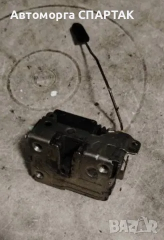 8200213917 предна брава дясна врата за DACIA LOGAN AMBIANCE 2005 471717