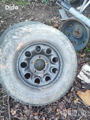 Гуми с джанти за Сузуки Витара самурай , снимка 5 - Гуми и джанти - 45963892