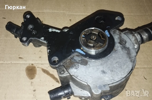 VW Golf 5 - VW Caddy 1.9 TDI Вакум Помпа      038 145 209 , снимка 4 - Части - 51022799