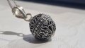 Сребърен синджир със висулка звънче , снимка 1 - Колиета, медальони, синджири - 44262402