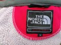 Продавам чисто ново дамско червено яке софт шел The North Face, снимка 5