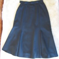 Нова пола с атрактивна кройка - 46 размер, снимка 1 - Поли - 29220171