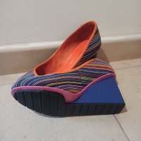 Обувки United Nude, снимка 3 - Дамски обувки на ток - 40695416