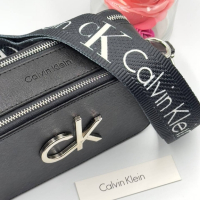 висококачествени дамски чанти на calvin klein , снимка 9 - Чанти - 44632829