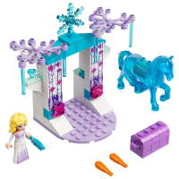 Конструктор LEGO® Disney Frozen 43209 - Ледените конюшни на Елза и Нок / 53 части, снимка 3 - Конструктори - 44554640
