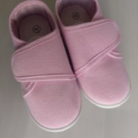 Обувки нови, снимка 1 - Детски обувки - 38850790