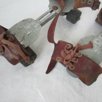 Стари ролкови кънки от метал и кожа. Регулируеми., снимка 2 - Други ценни предмети - 29742022