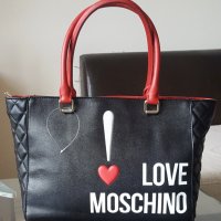 Оригинална чанта Love Moschino черна, снимка 2 - Чанти - 40130463