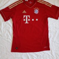 Футболна тениска на Bayern Munich - Petersen размер M, снимка 3 - Футбол - 32754661