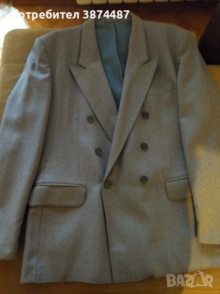 Продавам костюм , снимка 1