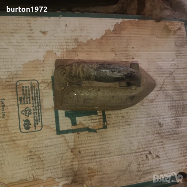 Стара ютия, снимка 1