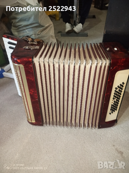 Акордеон Weltmeister като нов в перфектно състояние , снимка 1