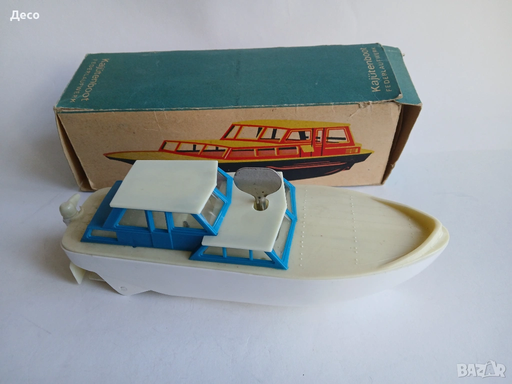 GEVO стара немска пластмасова играчка лодка., снимка 1