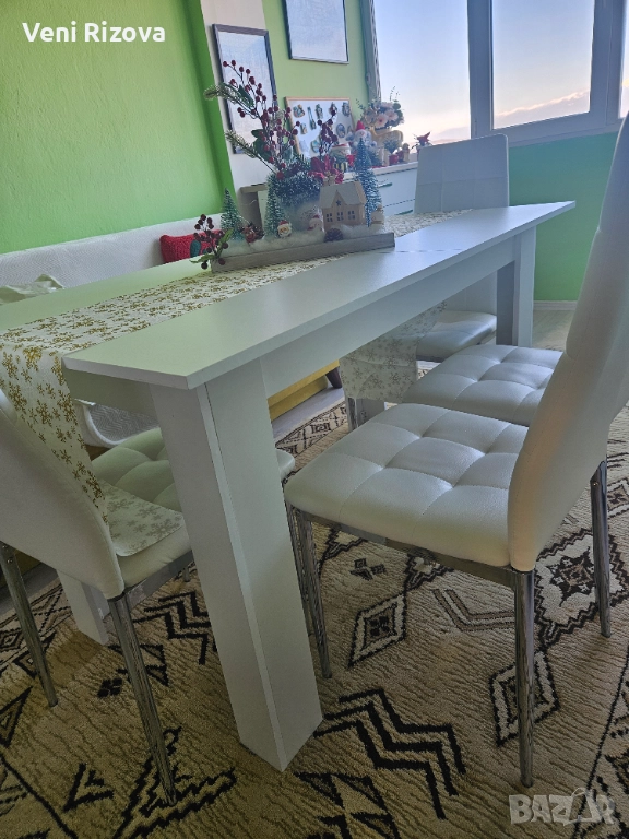 Продава се разтегателна маса с 4 стола, снимка 1