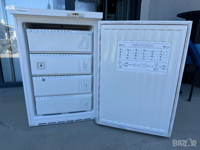 Малък фризер Либхер 4 чекмеджета , снимка 1