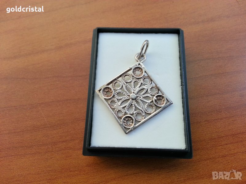 Сребърна висулка медальон , снимка 1