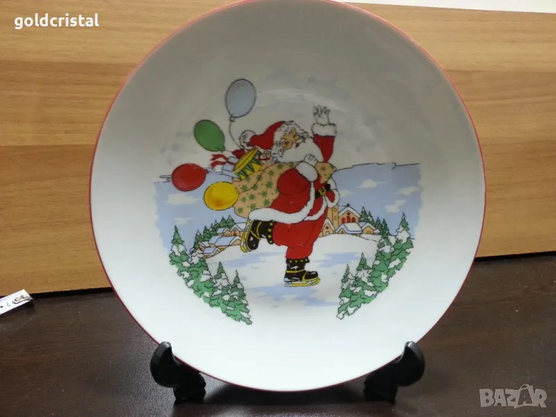 Стар български порцелан плато чиния дядо Мраз, снимка 1