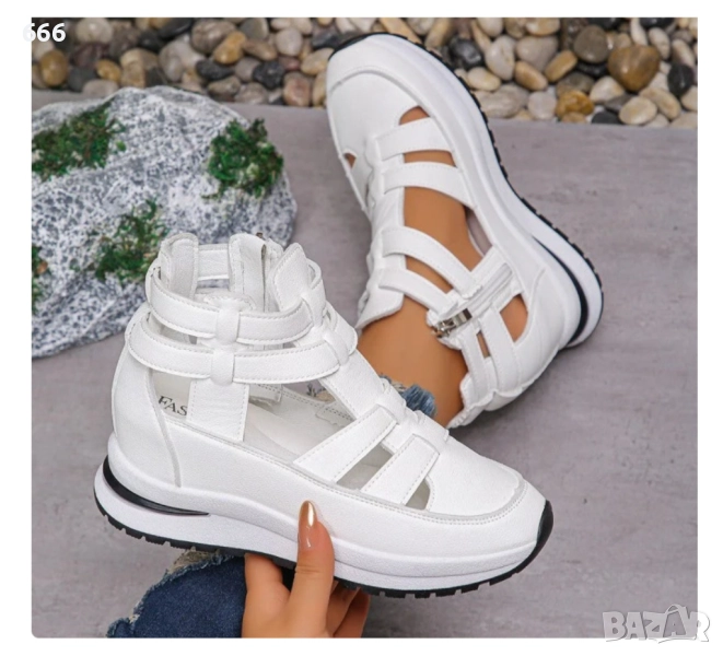 Леки удобни сандали с цип отстрани, снимка 1