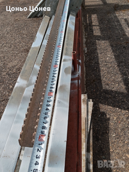 Стоманени поцинковани рейки (гребени) за задвижване на плъзгащи портални врати 3.40 метра , снимка 1