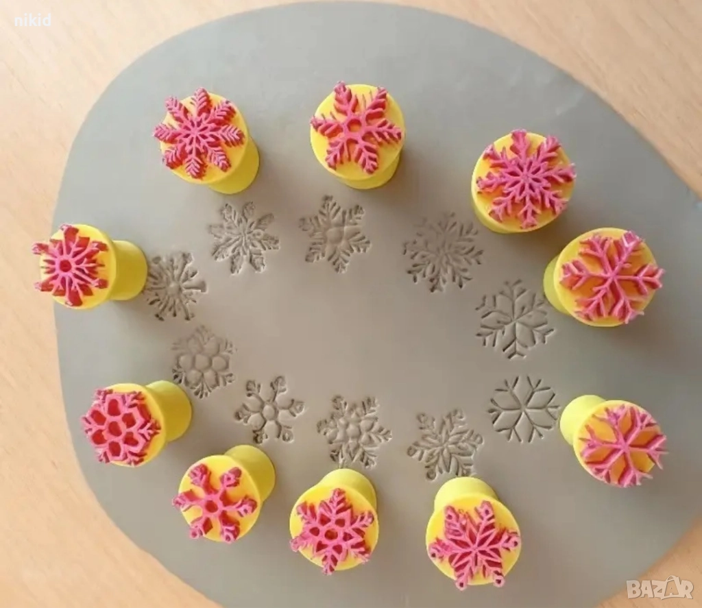 10 бр Снежинка снежинки малки печати печат за сладки тесто фондан бисквитки декорация, снимка 1
