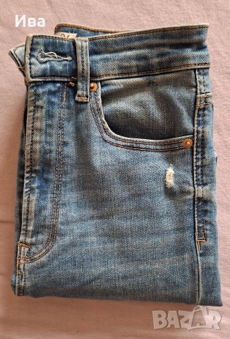 Дънки като нови от Stradivarius, снимка 2 - Дънки - 53962866