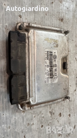 Компютър за двигател / ECU / Моторен компютър за VW Golf - 038906019 /0281010302
