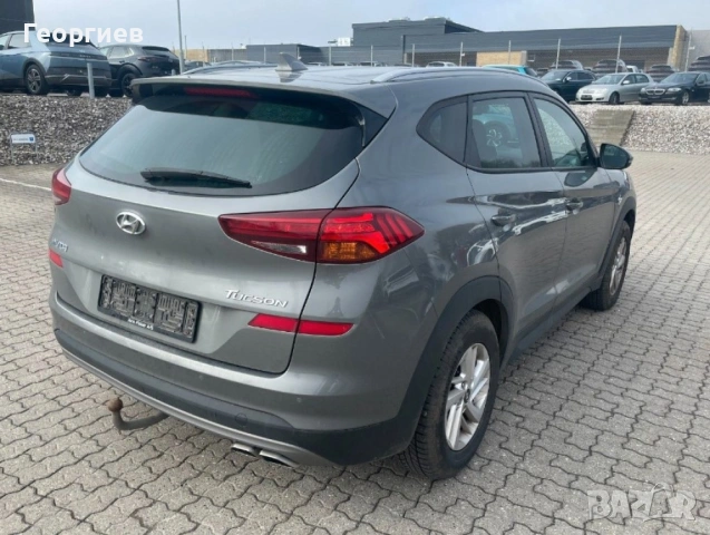 Hyundai Tucson 1.6CRDi 136PS 7G Automatic, снимка 3 - Автомобили и джипове - 54220226