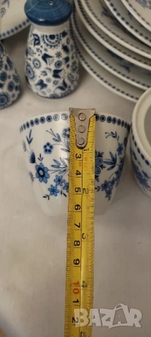 Порцеланов сервиз за хранене и за кафе, снимка 10 - Сервизи - 50669477