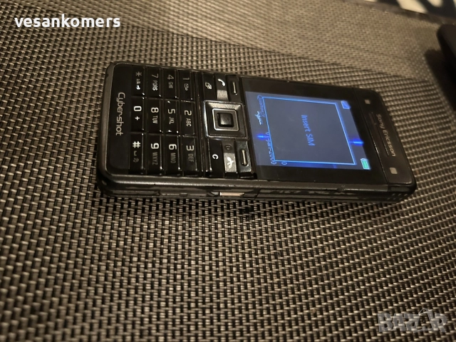 Sony Ericsson James Bond edition , снимка 3 - Sony Ericsson - 56187526