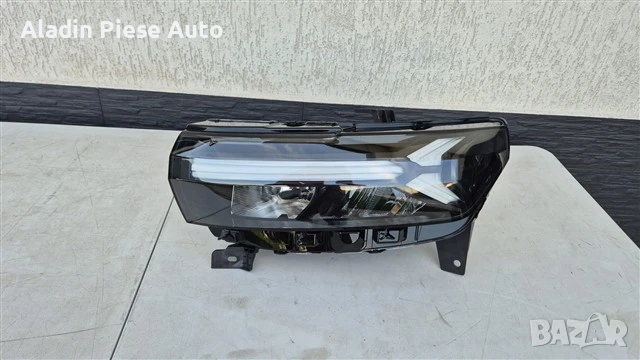 Ляв фар Dacia Duster 3 година 2024 2025 код 260603515R 