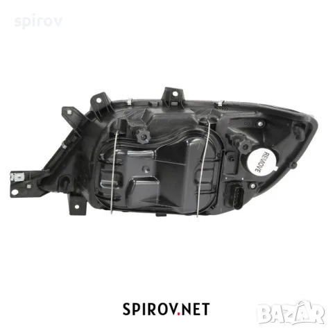 Десен фар Mercedes Sprinter W901-W905 2000-2006, снимка 2 - Части - 55715882